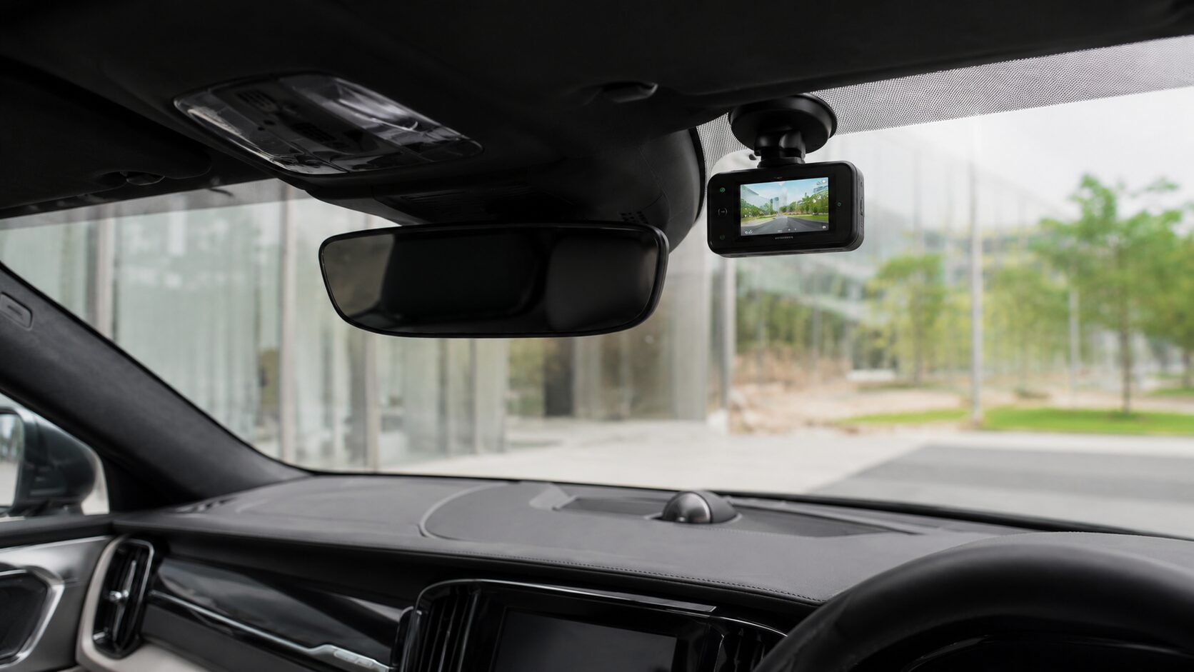 Front dashcam installation